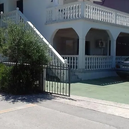 With Parking Space - 17492 Apartament *